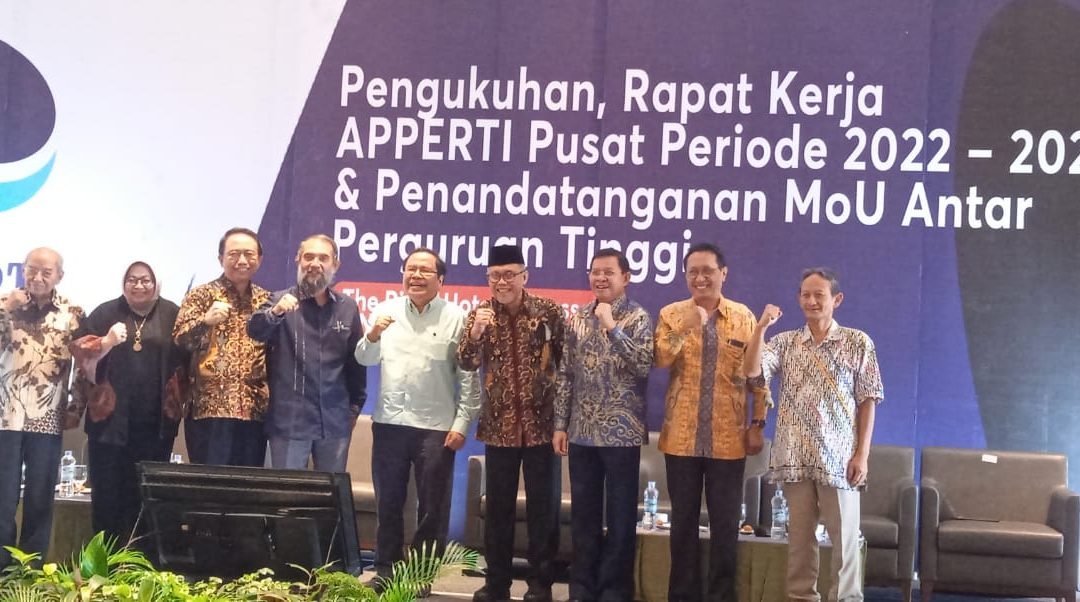 Rektor AMIKOM berbagi tentang Entrepreneurial University kepada para penyelenggara PTS di Indonesia