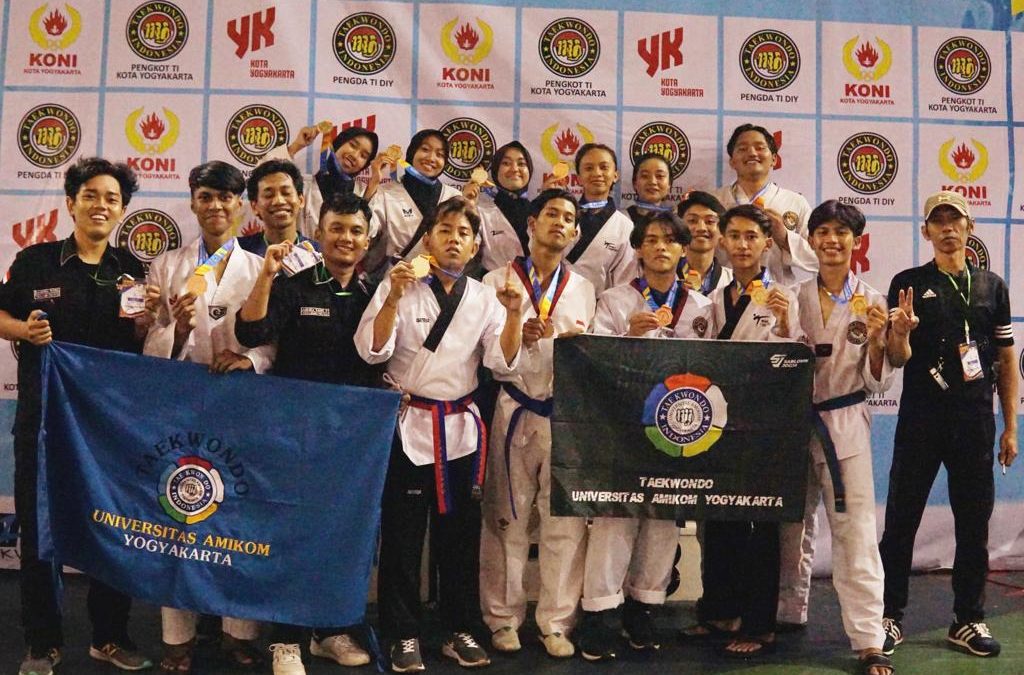 Taekwondo AMIKOM Sabet 5 Emas, 3 Perak, dan 6 Perunggu dalam kejuaraan WALIKOTA CUP IX TAHUN 2022