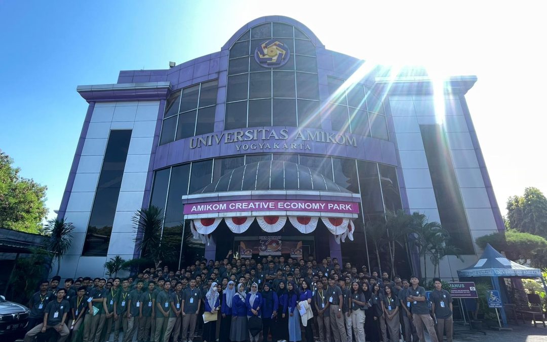 Kunjungan SMK PGRI 1 Kediri