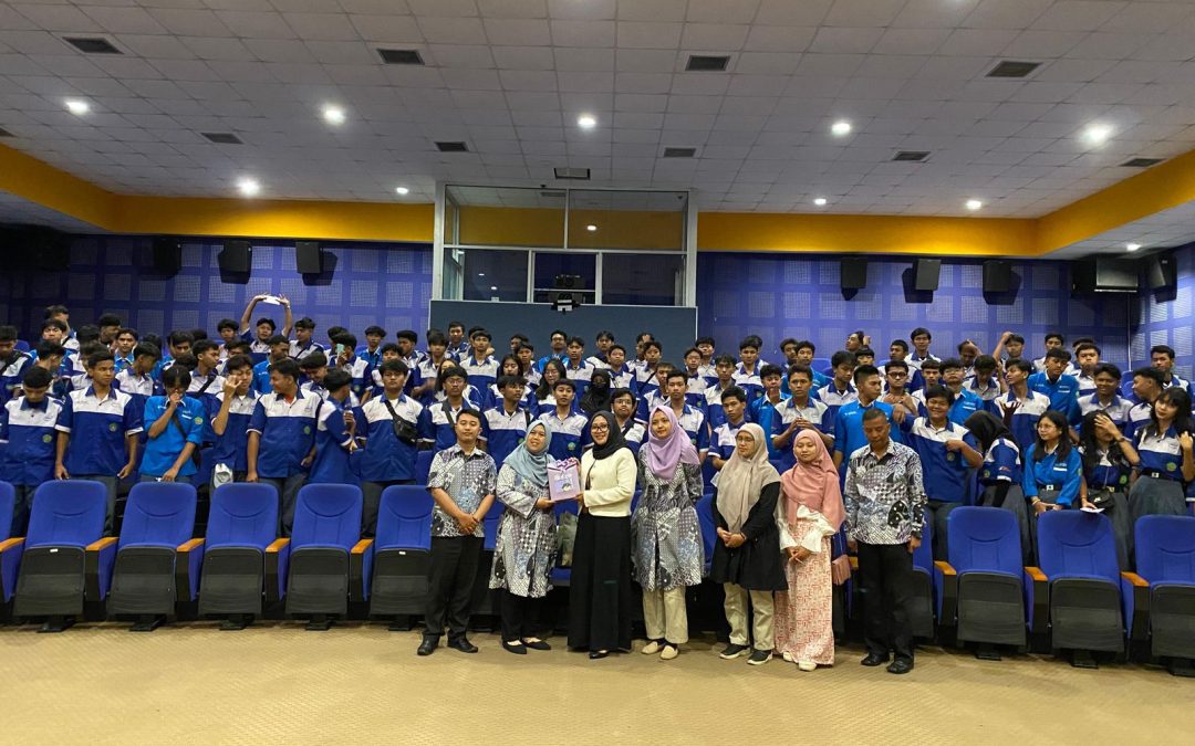 SMK Medikacom Bandung Kunjungi Universitas AMIKOM Yogyakarta untuk Tingkatkan Wawasan Industri Teknologi