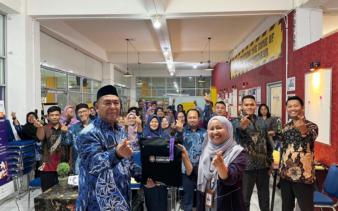 Kunjungan MGBK SMA Negeri/Swasta Se-Kabupaten Lampung Tengah