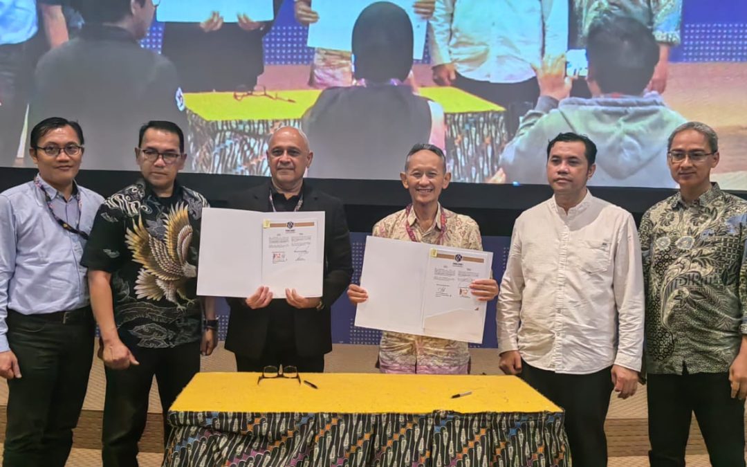 Mahasiswa Universitas Amikom Yogyakarta Belajar Strategi Membangun Start-Up dari CEO Parallaxnet America