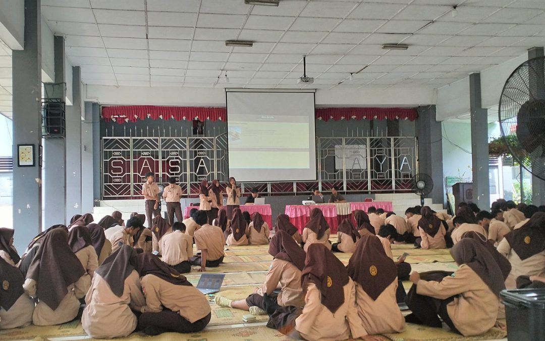 Fakultas Ilmu Komputer Universitas Amikom Yogyakarta Dukung Projek Rekayasa Teknologi SMA Negeri 2 Bantul: Unjuk Kreativitas dan Inovasi Teknologi