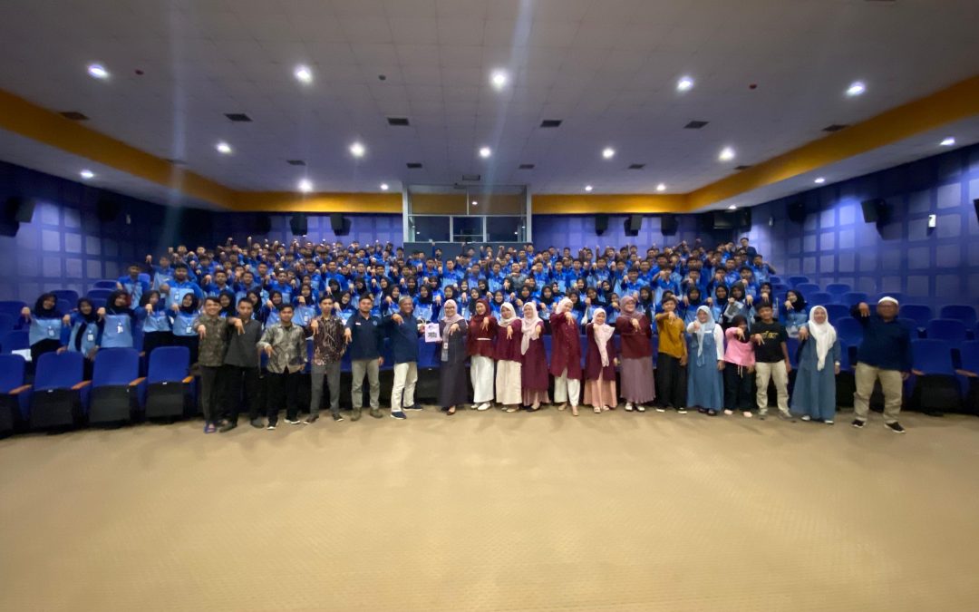 SMK Negeri 1 Ponorogo Kunjungi Universitas Amikom Yogyakarta: Mengenal Dunia Teknologi dan Industri Kreatif