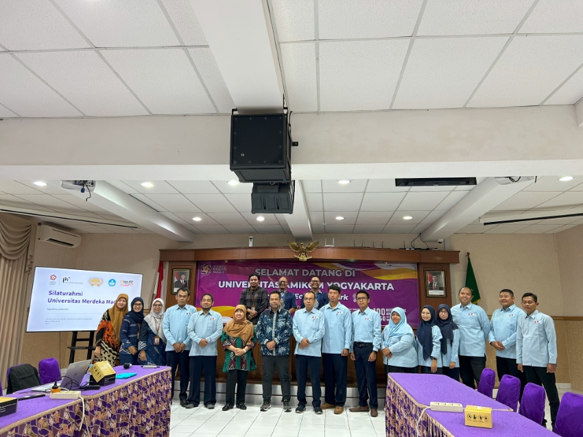Studi Banding Unmer Madiun Bahas Strategi Penguatan Vokasi di Universitas AMIKOM Yogyakarta