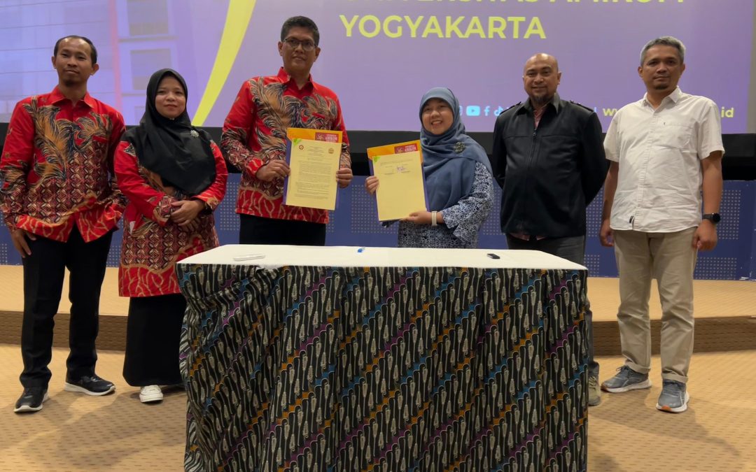 Universitas AMIKOM Yogyakarta dan Universitas Dehasen Bengkulu Teken MoU Perkuat Tridharma