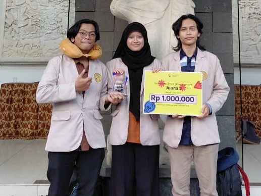 Tim Clayton AMIKOM Raih Juara 3 Nasional di Ajang IDTC 2025, Kembangkan Aplikasi Kesehatan Digital