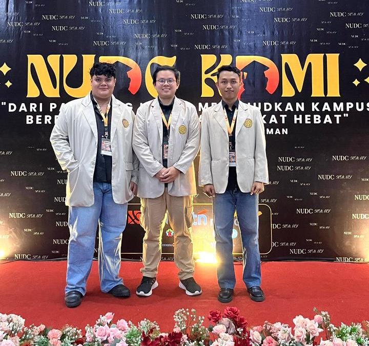 Mahasiswa AMIKOM Tembus 16 Besar Nasional Kompetisi Debat Mahasiswa Indonesia (KDMI) 2025