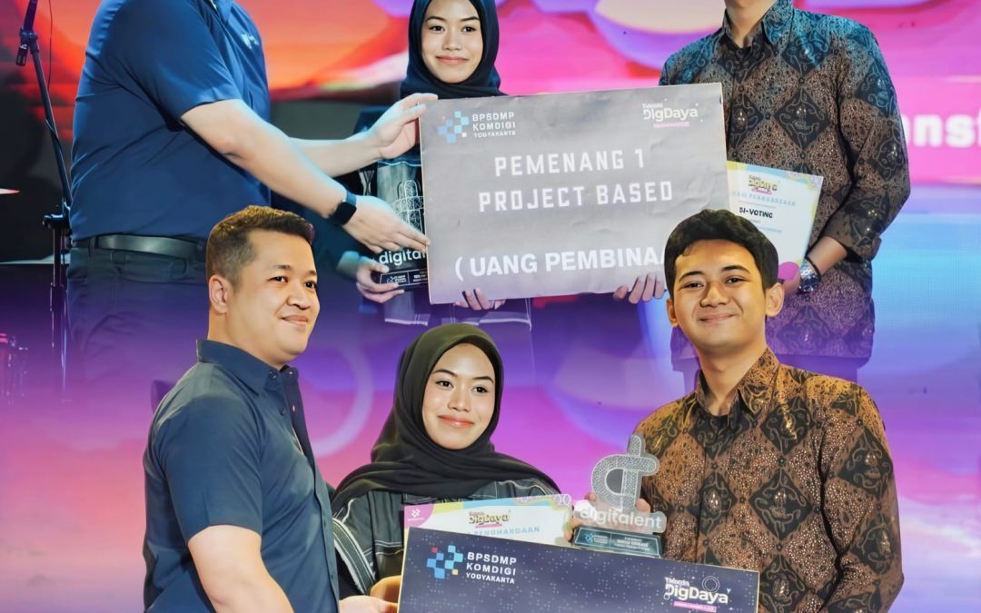 2 Mahasiswa Universitas AMIKOM Yogyakarta Raih Prestasi di Talenta Digdaya 2025