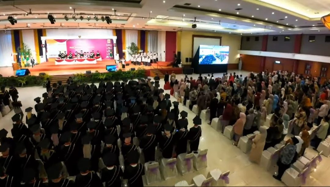 Wisuda Pascasarjana, Sarjana, dan Diploma Periode ke-98, Universitas AMIKOM Yogyakarta Wisuda 831 Lulusan