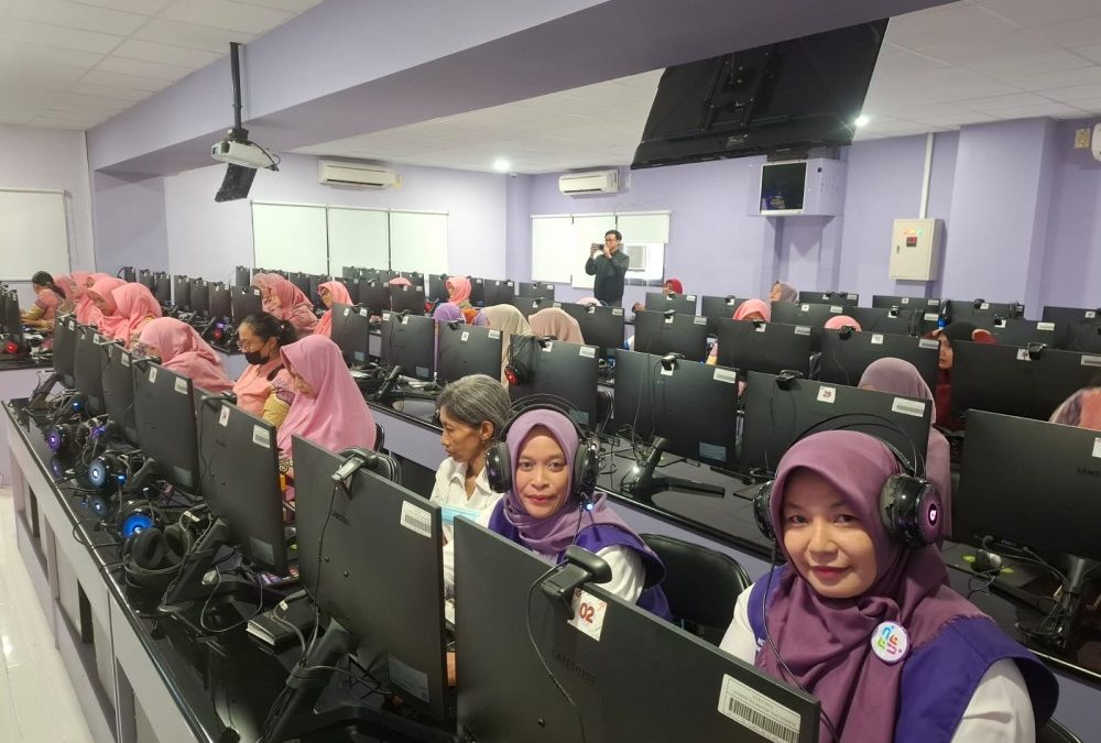 Universitas AMIKOM Yogyakarta Dampingi Pendidik PAUD Condongcatur Manfaatkan Media Digital